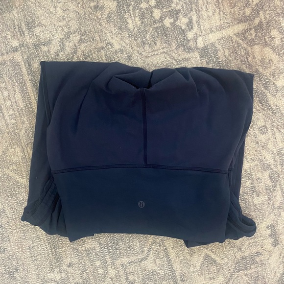 Lululemon High Waisted Mesh Scrunch Leggings size 8 dark navy blue - Picture 5 of 8